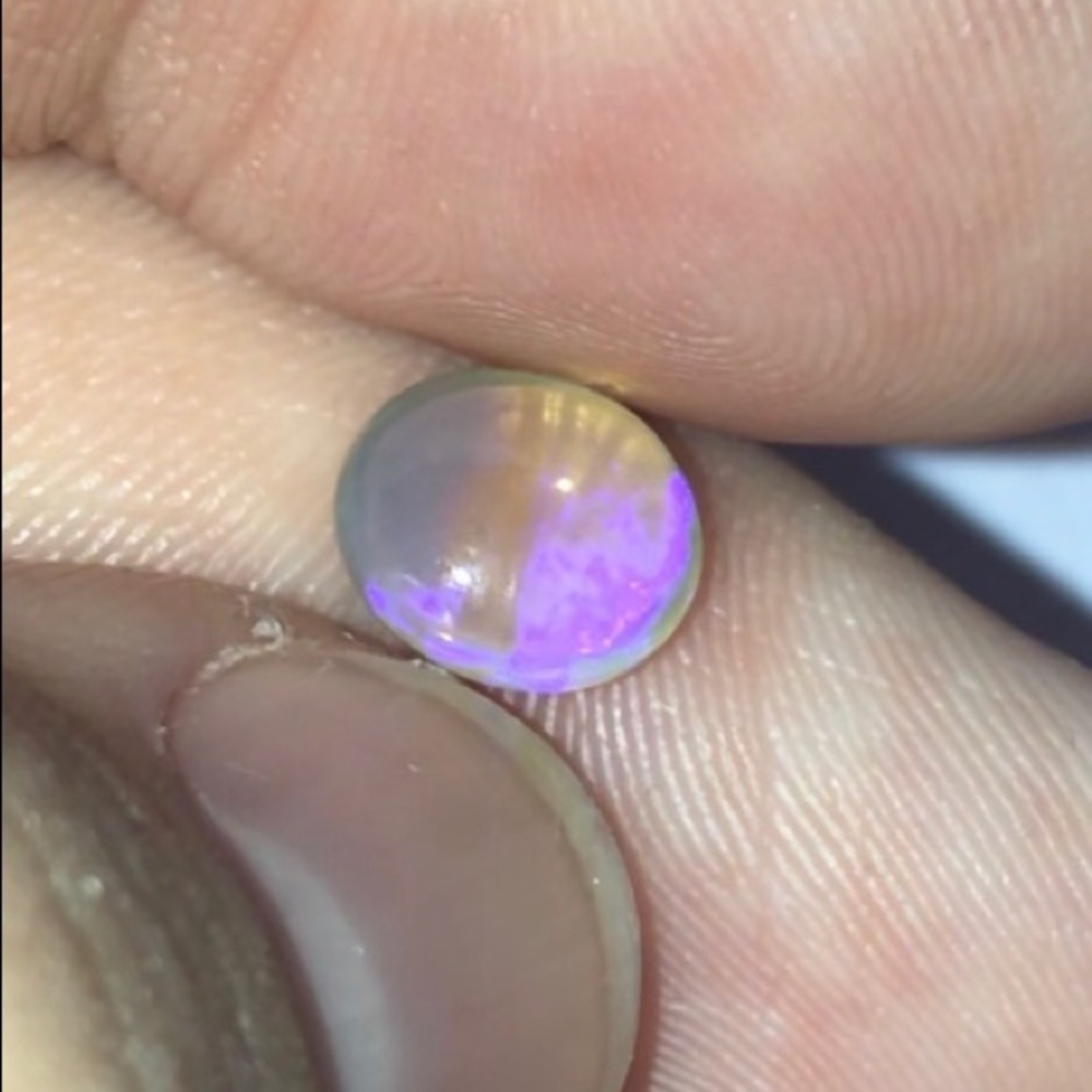 VIOLET AUSTRALIAN JELLY OPAL CABOCHON